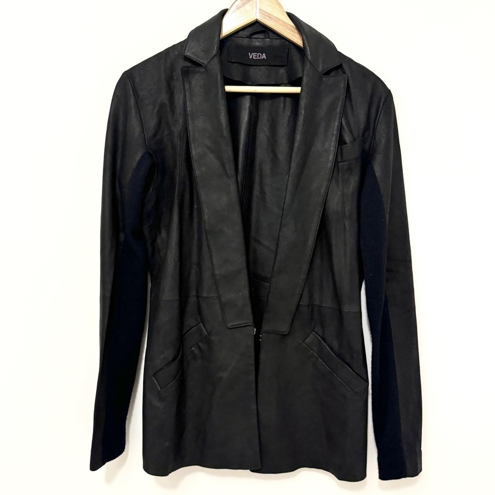 Veda 100% Leather Blazer Size Medium Black Minimalist Lagenlook Jacket Luxury